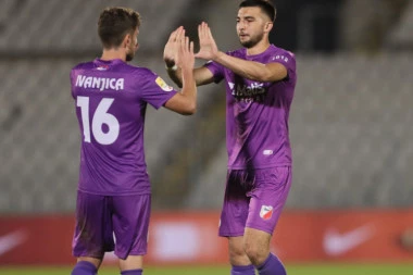 TANKO I BOSIĆ "POKEROM" POKORILI ZMAJEVE: Javor ubedljiv protiv Voždovca