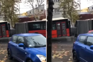 PREPOLOVIO SE AUTOBUS KOD MAŠINSKOG FAKULTETA: Jeziva scena na ulici (VIDEO)