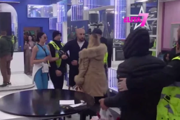 BUKILIĆA ŠČEPALO OBEZBEĐENJE: Haos u Eliti ne prestaje, Crnogorac maltretira cimere i DEMONSTRIRA SILU!