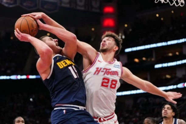 NASLEDNIK SRBINA ZALUDEO AMERIKANCE: Niko pre "Bejbi Jokića" nije imao ove brojke u NBA ligi!