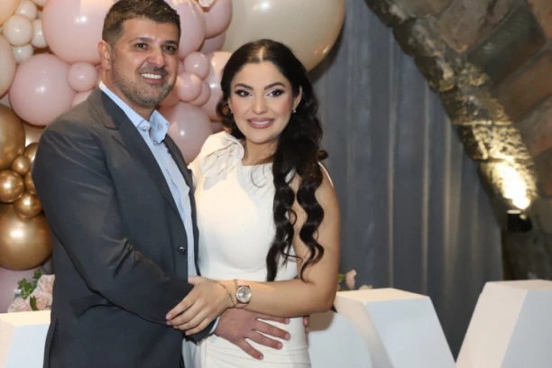 ŠOKANTNO OTKRIĆE! NADICA OTKRILA ISTINU O TREĆEM DETETU! Muž u haosu!