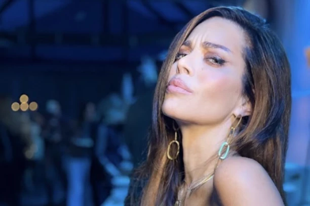 ĆERKA NIKOLINE PIŠEK IMALA NEZGODU: Odmah se oglasila na društvenim mrežama, evo šta se dogodilo sa AUTOMOBILOM! (FOTO)