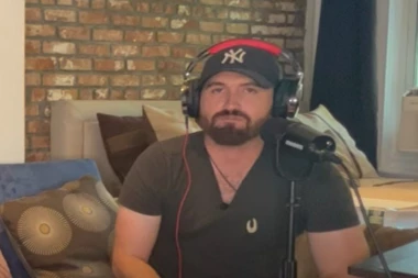 ROĐEN JE U MORMONSKOM KULTU I RASTAO UZ PETORO RODITELJA: Kada je odlučio da ih NAPUSTI, svi se šokirali RAZLOZIMA! (VIDEO)