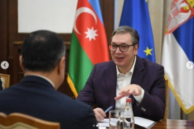 ODLIČAN RAZGOVOR SA VELIKIM PRIJATELJEM: Oglasio se predsednik Vučić nakon sastanka sa Babajevim! (FOTO)