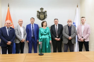 PKS NAGRADILA 11 NAJBOLJIH DOKTORANADA U SRBIJI: Dodeljene Godišnje nagrade za najbolje doktorske disertacije!