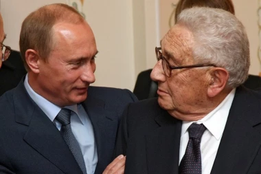 "MUDAR I DALEKOVID DRŽAVNIK"! Oglasio se Putin nakon Kisindžerove smrti!