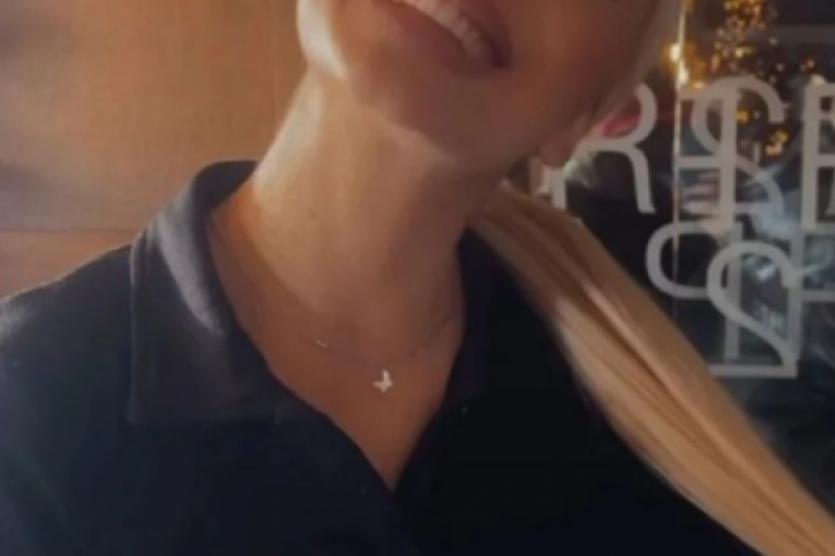 Matea Car sa novom devojkom