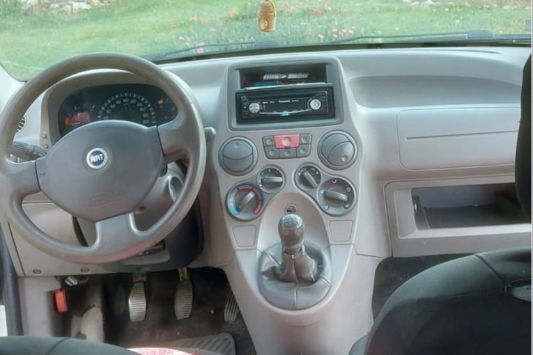 Dragan Bogosavljević  stavio automobil na licitaciju kako bi skupio novac za transplantaciju bubrega