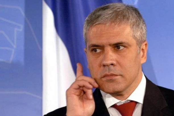 "LAZOVIĆ IZNOSI NOTORNE LAŽI!" Tadić: Lista "Srbija protiv nasilja" sprovodi prljavu kampanju protiv ostatka opozicije