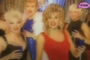 SEĆATE LI SE PINKOVE NOVOGODIŠNJE PESME? Ovaj hit iz 1998. su svi pevušili, sprema se veliko IZNENAĐENJE za publiku!