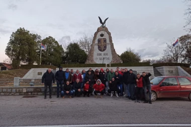 PO UGLEDU NA SLAVNOG VOJSKOVOĐU ČIJE IME NOSE: Vojvoda Stepa Stepanović redom ruši rivale - nova titula je na dohvat ruke! (FOTO GALERIJA)