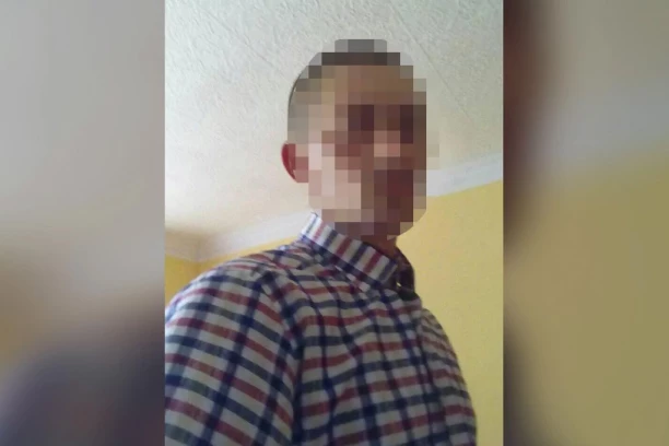 OVO JE MLADIĆ KOJI SE BORI ZA ŽIVOT NAKON ŠTO GA JE MAJKA ZAPALILA! Niko nema lepo mišljenje o ovoj ženi - meštani otkrili strašne detalje!