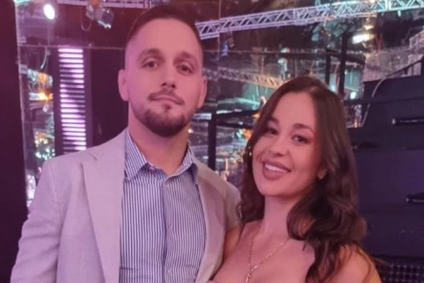 OŽENJENI UČESNIK ELITE SE IZLANUO, ZBOG OVE IZJAVE ĆE NJEGOV BRAK BITI UGROŽEN: Aleksa ozbiljno "zabrljao", čeka se odluka Elice!