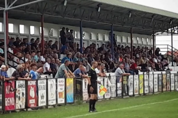 ŠKOLSKI PRIMER KVALITETNE SKAUTING SLUŽBE: Navijači na njihov učinak mogu biti preponosni - već sada su ostvarili veliki doprinos u igri tima!