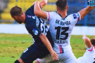 "ROSONERI" STIGLI DO BITNOG TRIJUMFA: "Oklopnici" idu kući praznih šaka!