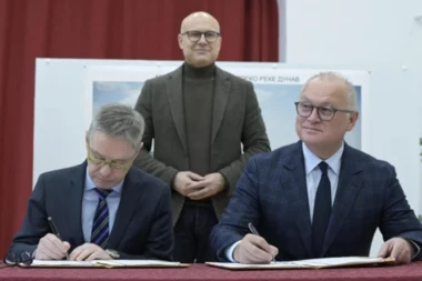 VESIĆ: Gradićemo most u Bačkoj Palanci na koji meštani čekaju decenijama