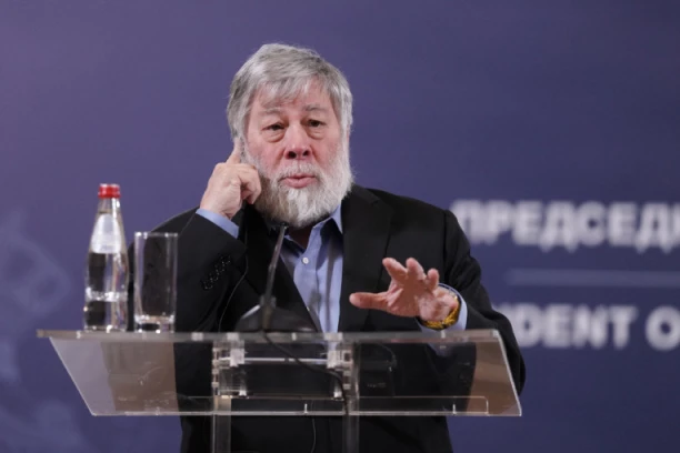 STIV VOZNIJAK POSTAO SRBIN! Suosnivaču kompanije Epl dodeljeno državljanstvo