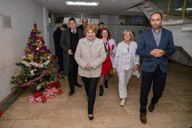 MINISTRI GRUJIČIĆ I BLAGOJEVIĆ: Važna i velika ulaganja države u jačanje primarne zdravstvene zaštite