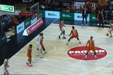 FURIOZNA SERIJA ZVEZDE MERIDIANBET! Crveno-beli istopili visoku PREDNOST Valensije! (VIDEO)