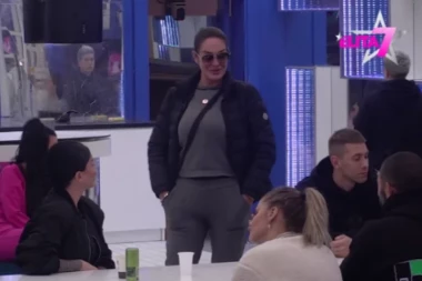 PRILAZE MI SAMO LUDACI! Kačavenda ispričala urnebesnu situaciju! Evo šta joj se desilo u spoljnom svetu!