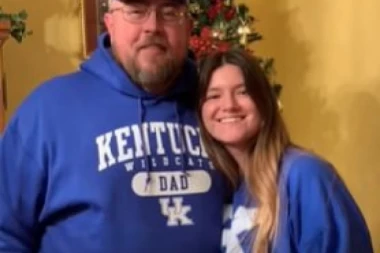 UŠLA JE U NJEGOVU KANCELARIJU KAO PROBLEMATIČNO DETE, IZAŠLA KAO NJEGOVA ĆERKA: Direktor škole usvojio suspendovanu učenicu - to je bila odluka koja im je PROMENILA ŽIVOTE