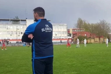 KAO GROM IZ VEDRA NEBA: Saradnja sa trenerom je okončana - borbu za šampionski pehar nastaviće sa novim šefom stručnog štaba!