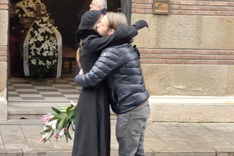 Sahrana Jelene Čvorović