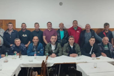 DOGOVOR KUĆU GRADI: U Kotešici se radi i kada je vreme za zimski odmor!