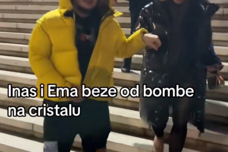 Ema Radujko bomba na nastupu