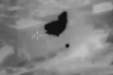 HEZBOLAH OBELODANIO SNIMAK RAKETNOG NAPADA, META JE BILA KASARNA! Projektil izazvao požar u kom su POVREĐENA dva vojnika! (VIDEO)