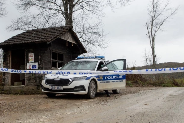 SIN UBIO RODITELJE, KOMŠIJE U ŠOKU! Jezivi detalji zločina u Slavonskom brodu: "Čuo sam galamu u dvorištu"