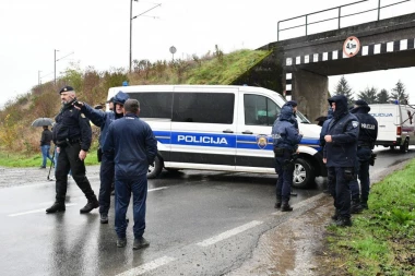 TEŠKO NASILJE NAD MALOLETNICOM ZGROZILO HRVATSKU: Oglasila se policija povodom slučaja na Brodarici, uhapšene četiri osobe