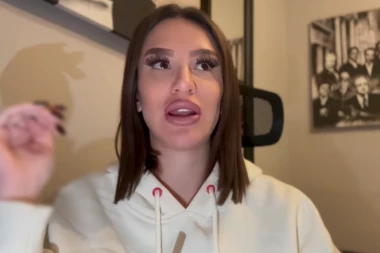 TRUDNOJ ALEKSANDRI NIKOLIĆ POTREBNA STRUČNA POMOĆ! Hitno oglašavanje iz Crikvenice, ima napade panike!