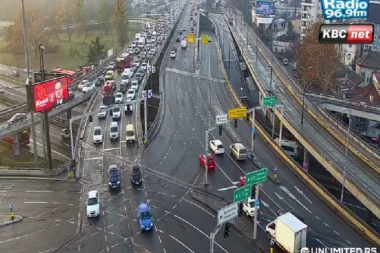 KOLAPS NA SVIM VEĆIM SAOBRAĆAJNICAMA! Haos u Beogradu - OVDE su najveće gužve! (FOTO)