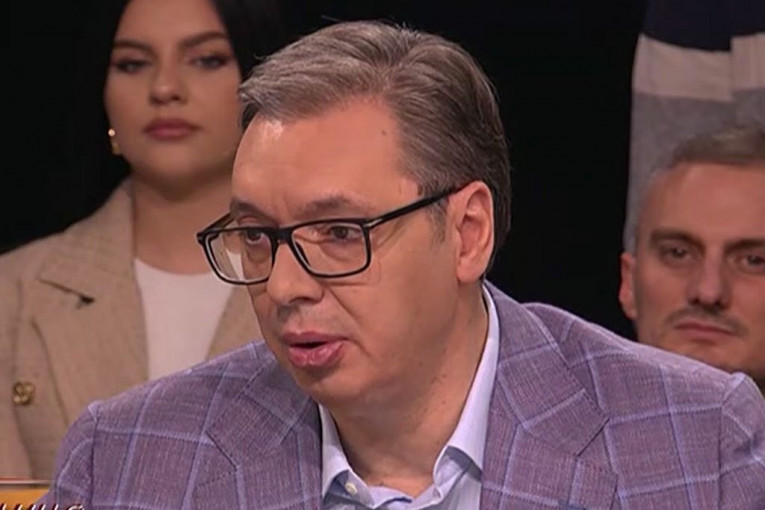 VUČIĆ UPOZORAVA NA NEZGODNU SITUACIJU IZ INOSTRANSTVA! Plašim se da će situacija oko KiM biti postavljena na sve nezgodniji način