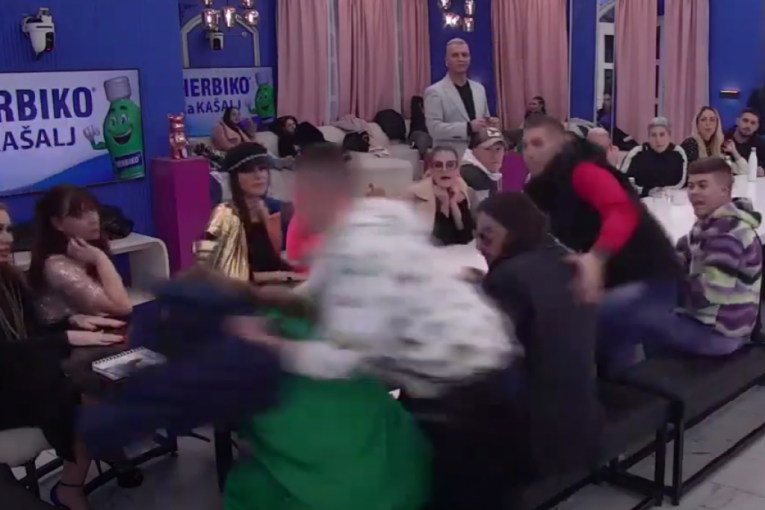 Bojana Pavlović i Milena Kačavenda sukob