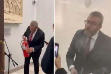 SKANDAL U POLJSKOM PARLAMENTU: Poslanik ugasio menore i izazvao evakuaciju!