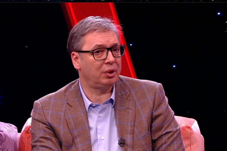 TAKMIČENJE IZ GEOGRAFIJE: Amidžić bezuspešno pokušavao da nađe mesto u Srbiji koje Vučić ne zna