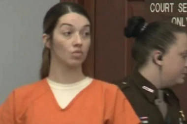 POGLEDAJTE LICE OVE ŽENE: Monstruozno je ubila dva mala sina, pa slagala da je to bilo SLUČAJNO! Zbog OVE REČENICE svi sada traže smrtnu kaznu!