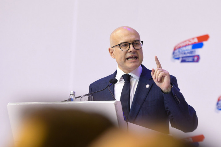 "SNS SE NE STIDI I NE ODRIČE ALEKSANDRA VUČIĆA!" Vučević izričit: Mi smo jedan tim, nastavljamo sa istim ciljem da Srbija bude još jača! (FOTO)