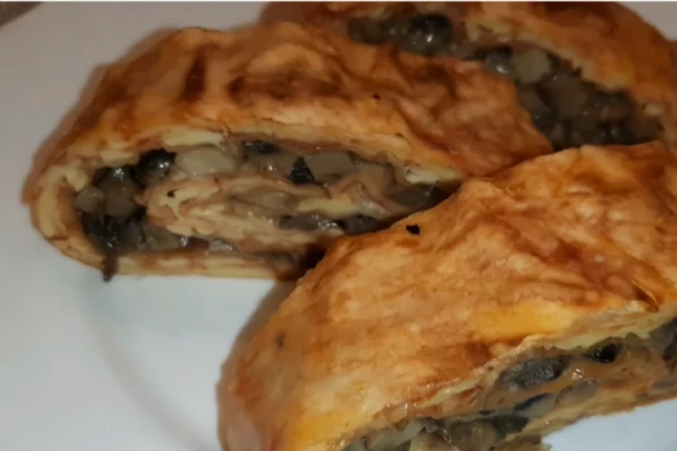 POSNI PICA ROLAT: Oduševićete se koliko je UKUSAN, nećete ni primetiti da fale MRSNI sastojci!