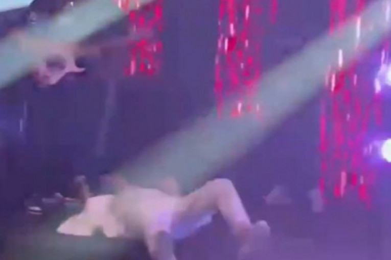 Pedro Henrike preminuo na bini