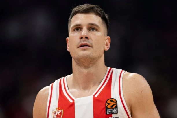 NEDOVIĆEV RAFAL ZA 18 MINUTA: Nemanjin REKORD SEZONE protiv Valensije(VIDEO)