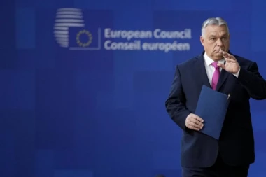 ''TRAŽILI DA IH NE OPSTRUIŠEM'' Orban otkrio nove detalje sa samita EU: Odluka o pristupanju Ukrajine je loša, nećemo da finansiramo taj projekat!