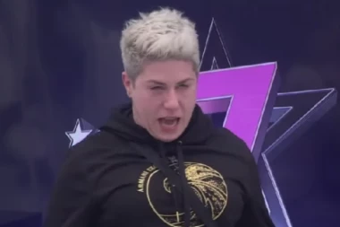 KAO DEMON! Jezivo stanje Jovane Tomić Matore - Anita iznela ISTINU iz bračne postelje, supruga joj doživela SLOM zbog poniženja!