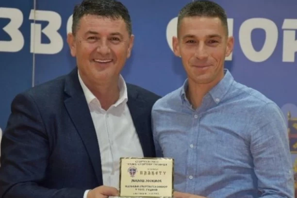 NAGRADA JE OTIŠLA U PRAVE RUKE: On je izabran za najboljeg sportistu u 2023. godini - plavo-bela porodica je ponosna na svog kapitena!