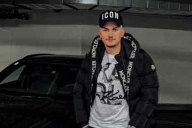 OGLASILA SE SESTRA PREMINULOG TIKTOKERA: Pola vas mu je želelo SMRT, pomolite se za njega!