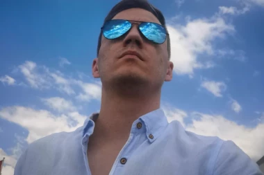 SIN MILENKA ZABLAĆANSKOG POSTAO OTAC: Čestitke pljušte sa svih strana!