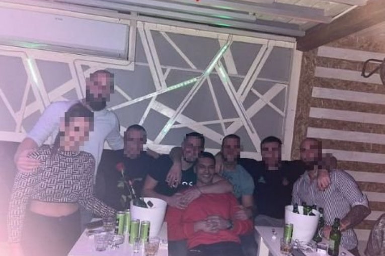 Marko Marković sa prijateljima u Rumi