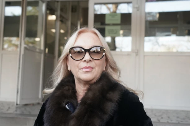 ŠABANOVA UDOVICA SE SLOMILA POSLE GLASANJA: I dalje ne može da PREBOLI pokojnog supruga, otkrila šta Ilda sprema u njegovu ČAST! (VIDEO)